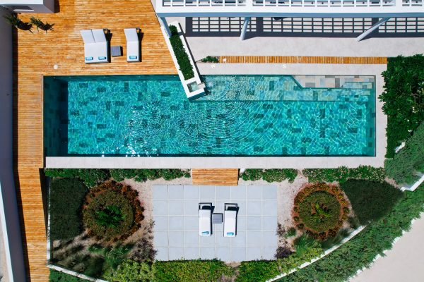 luxury vacation villa rental turks and caicos islands sandy shore bash-22