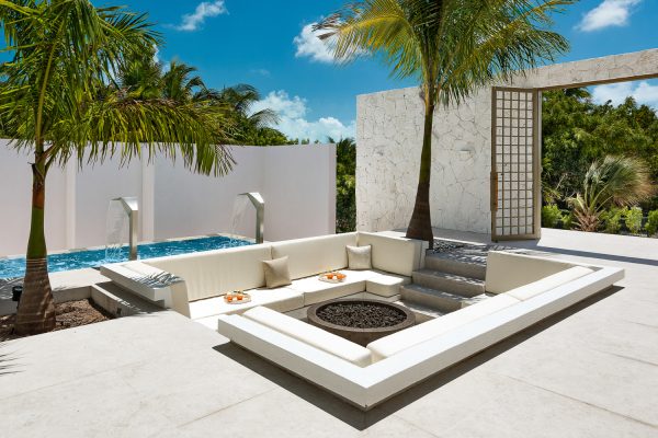 luxury vacation villa rental turks and caicos islands sandy shore bash-25
