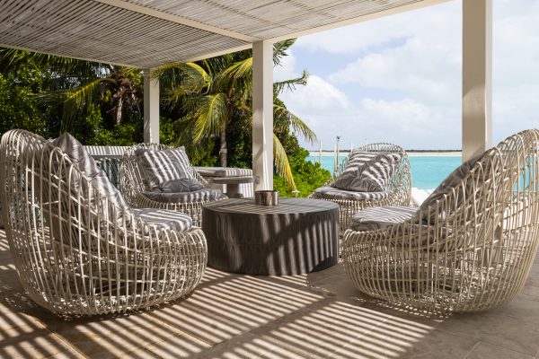 luxury vacation villa rental turks and caicos islands sandy shore aquzaure-09
